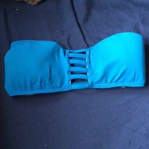 Strapless bikini top